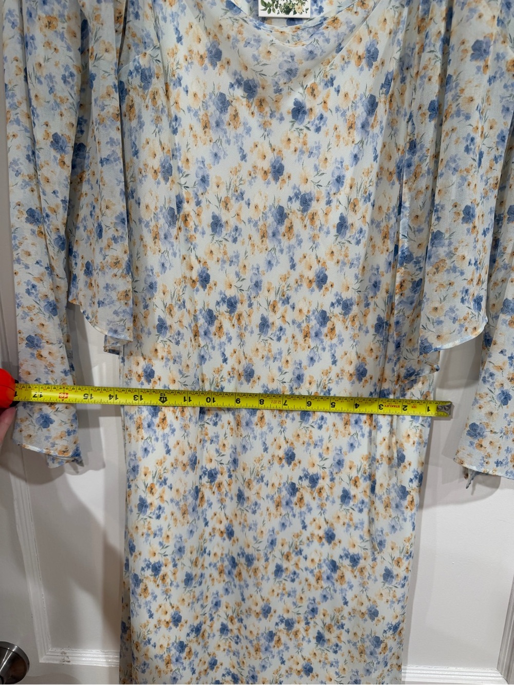 Chelsea & Violet Blue and Cream Floral Maxi with Sheer Jacket - Picture 10 of 10